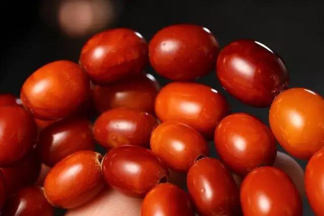 缅甸翡翠公斤料造成琥珀和蜜蜡最大区别的原因  第5张