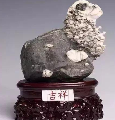 水石 翡翠 原石奇石绵羊卖了450万！这14只羊不服了！  第5张