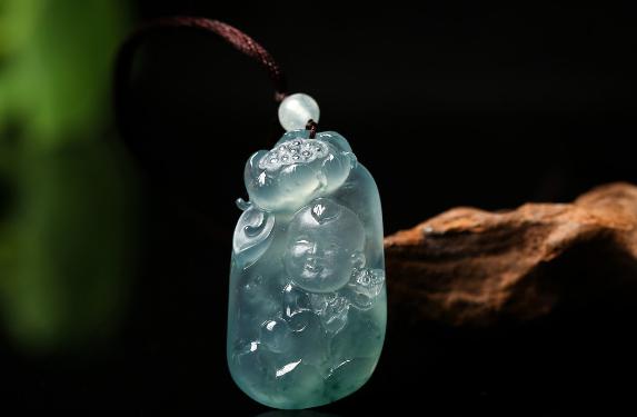 为什么翡翠会掉价变得不值钱？哪些翡翠容易掉价？  第4张