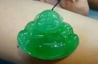 08年这件翡翠只要百万，现在已经接近千万了  第11张