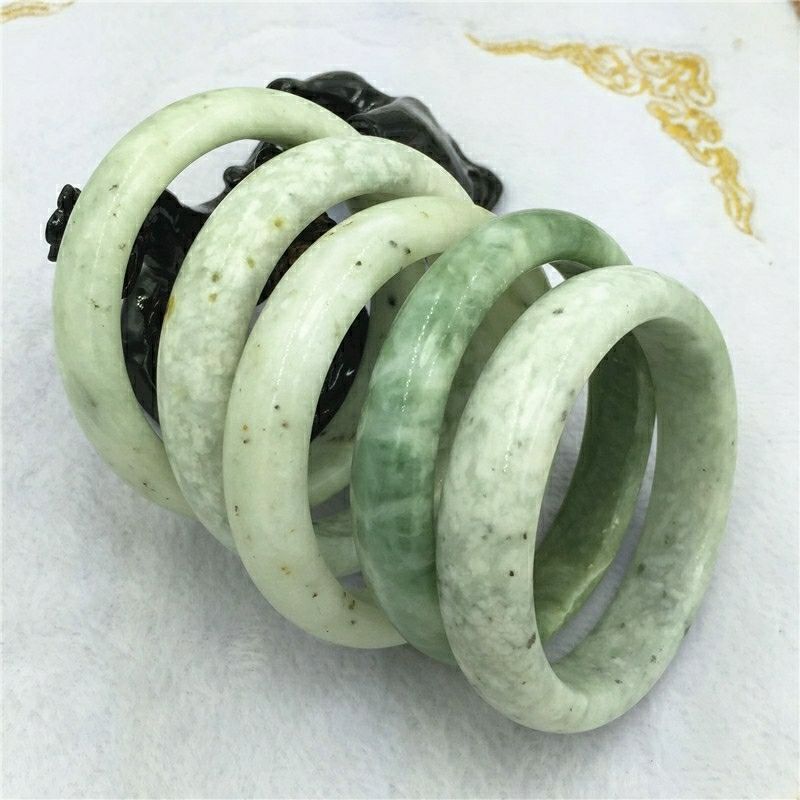 翡翠手镯断了还能修复吗五块五的翡翠，你敢买吗？  第3张