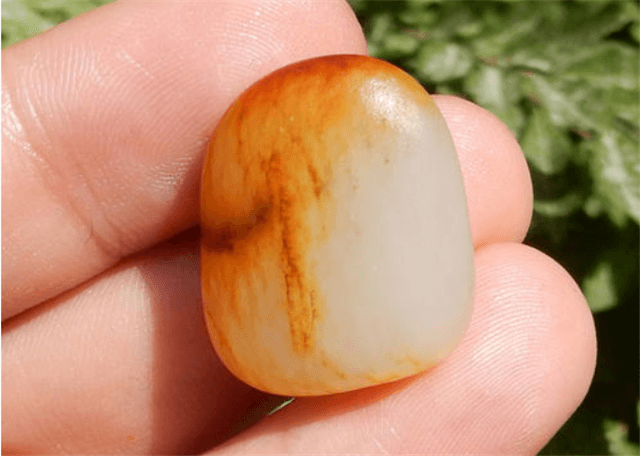 玉有软硬之分，那么什么是硬玉什么是软玉？   第1张