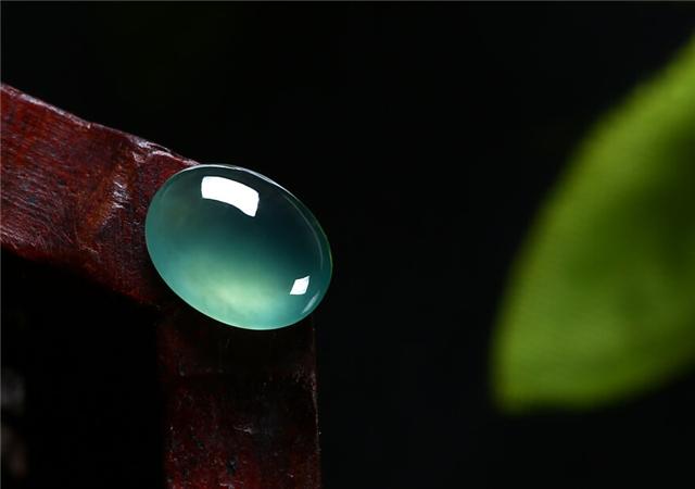 翡翠戒面价格为什么这么贵？答案是让你瞬间明白  第3张