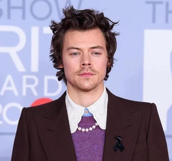 2020时尚新趋势：无性别珠宝回归  第10张