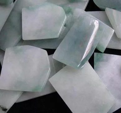 把边角料当作废物丢掉？会玩翡翠玉石边角料的人，才会大赚   第2张