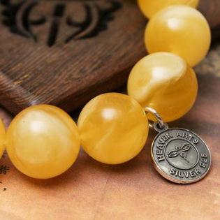 琥珀和蜜蜡哪个贵？  第1张