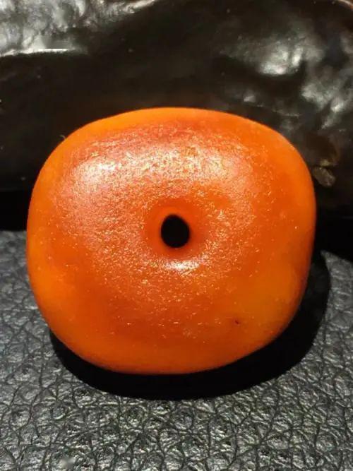 烤色蜜蜡是真的蜜蜡吗？  第4张