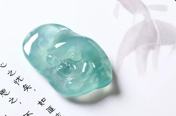 翡翠平安扣挂件图片老坑冰种翡翠与普通冰种翡翠有什么不一样？真相都在这里   第3张