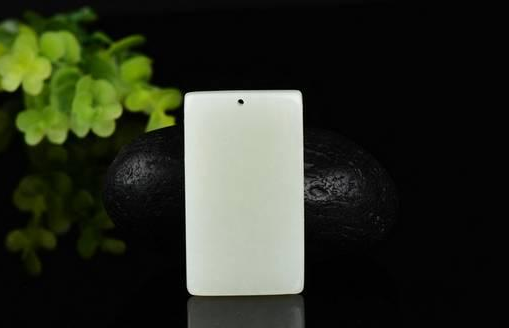 翡翠a货吊坠300元说清楚！玉石的价格到底是怎么定的？  第5张