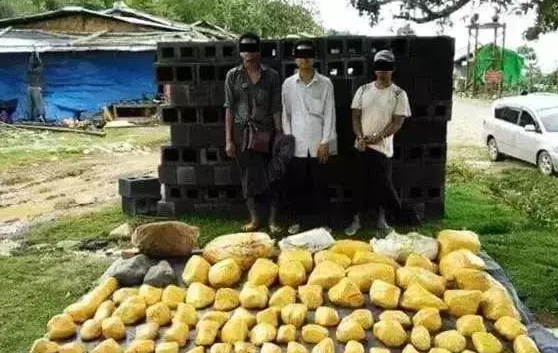 缅甸人抢矿，中国人抢料，今年的翡翠市场又会如何呢  第6张