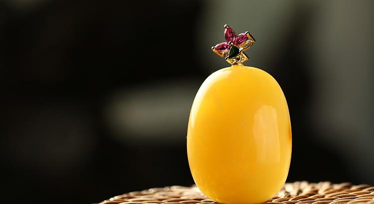 花2分钟了解蜜蜡保养攻略，你的蜜蜡光泽透亮  第8张