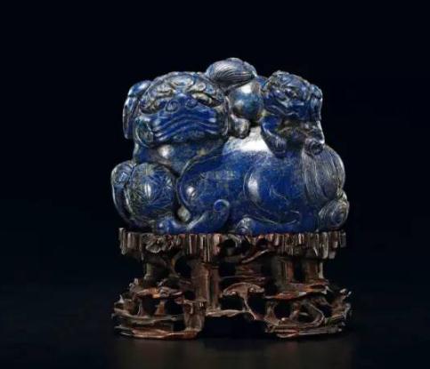 什么是翡翠豆种青金石是一种较为罕有的宝石！  第2张