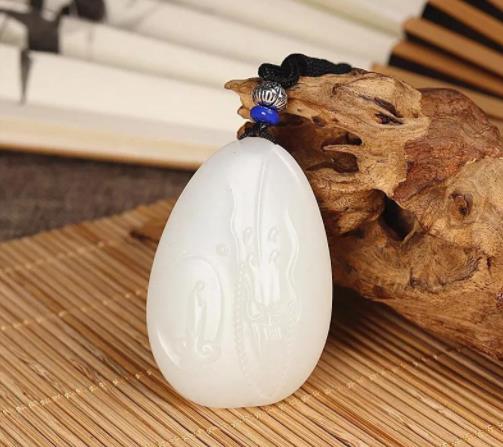 翡翠手镯怕晒吗人们为什么热衷于投资珠宝玉石呢？  第3张