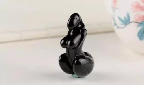 和田玉中的“高级黑”你了解有多少？  第2张