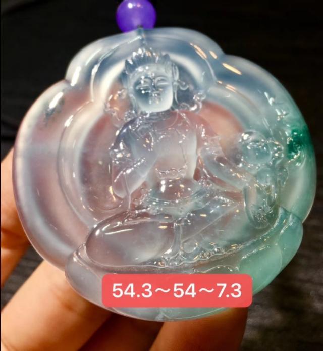 翡翠的最大特点是什么？  第2张