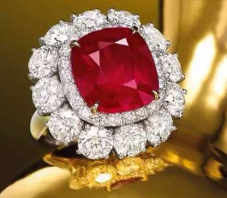 翡翠玉器批发价格超低彩色宝石价格多少？这个颜色的宝石5年价格翻五倍！  第14张