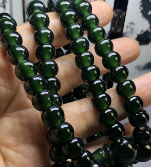 未来的岫玉必将成为收藏界的新宠？  第1张