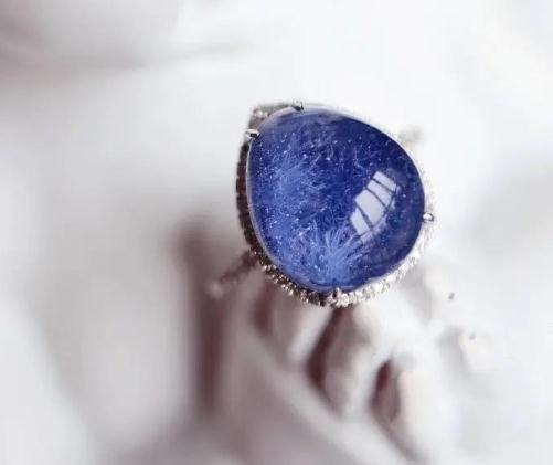 蓝发晶的特点是什么？为什么价格这么高？  第3张