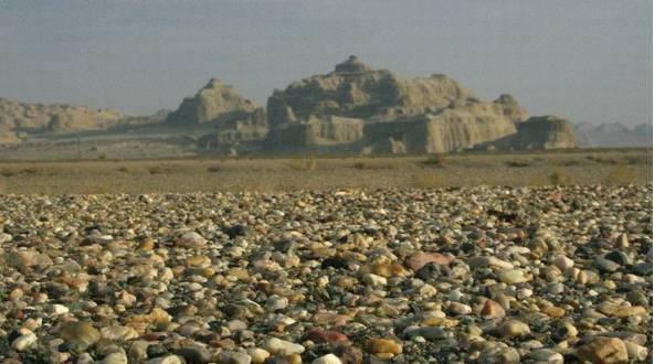 阿德青玉“金丝玉“竟那么值钱？  第2张