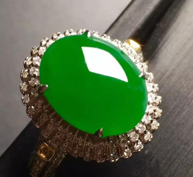 翡翠又出大事！价格将继续暴涨！  第3张