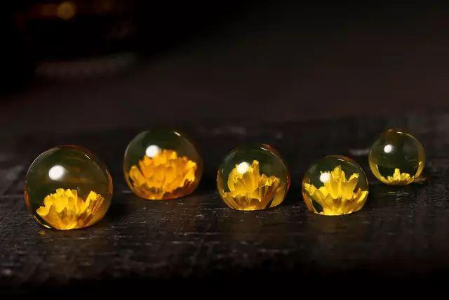 缅甸翡翠公斤料造成琥珀和蜜蜡最大区别的原因  第1张