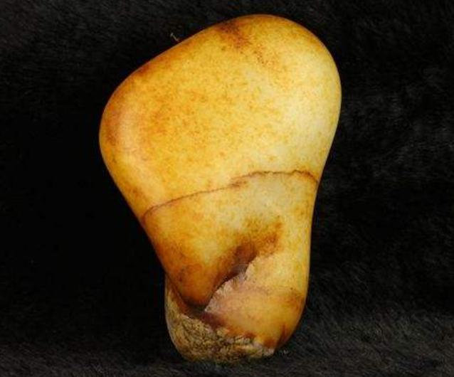 和田玉的籽料价格急剧上升，满级和田玉大料，才是收藏的利器！  第17张