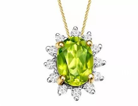 翡翠王朝手镯玉镯橄榄石与这些宝石极易混淆，要小心分辨哦！  第4张