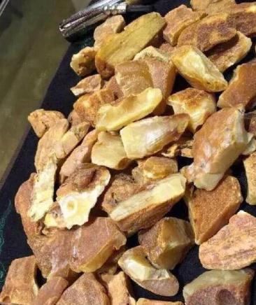 俄料蜜蜡和乌料蜜蜡有什么区别？  第2张