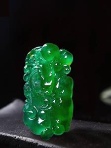 翡翠投资收藏究竟藏着什么样的商机？  第3张