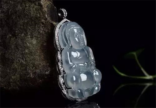 玉石佩戴这些必须注意！  第2张