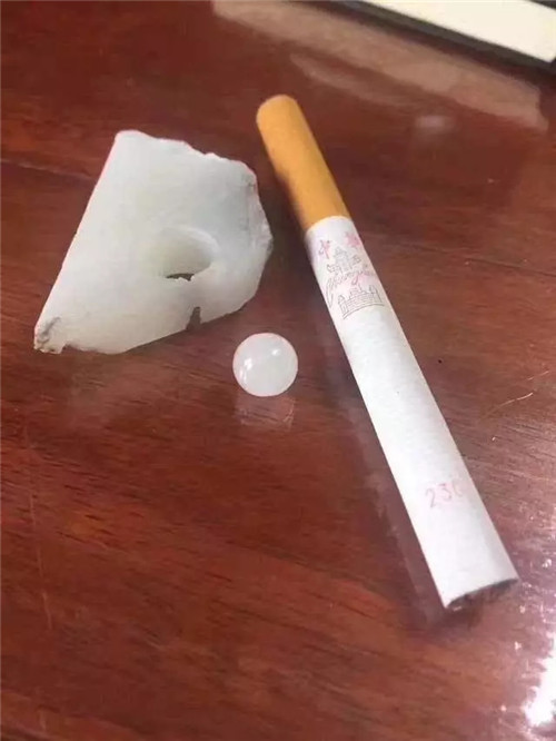 上海买翡翠玉石和田白玉失败的案例，你遇到过吗？  第4张
