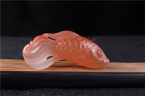 翡翠手镯如何看真假鉴别南红不只是美玉，更是信仰  第2张