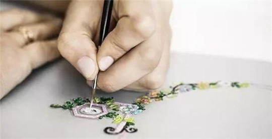 高级珠宝、轻奢珠宝、和时尚珠宝如何区分？  第2张