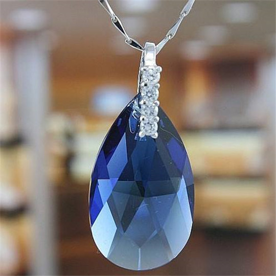 翡翠那些好什么是奥地利水晶？奥地利水晶价格多少？  第4张