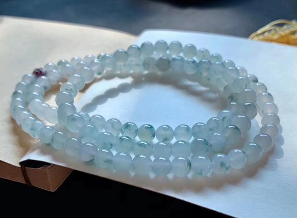 老翡翠就一定比新翡翠价格低？  第5张