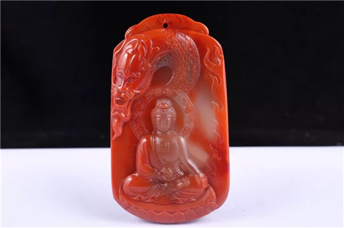 花式翡翠挂件寓意什么样的南红才会更有价值和意义！  第1张