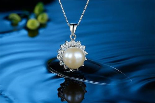 佩戴宝石的10大禁忌！！！90%的人都不知道，慌了……  第5张