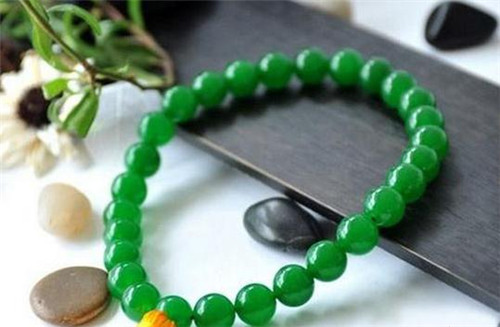 这些玉石常被用来冒充翡翠，你认识吗？  第4张