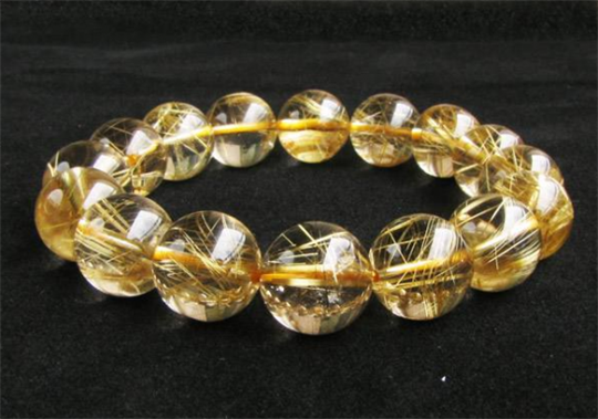 如何评价翡翠的颜色金发晶和钛晶如何区别？  第2张