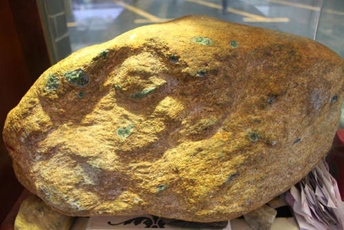 中国翡翠产地云南翡翠 买云南翡翠必须看 