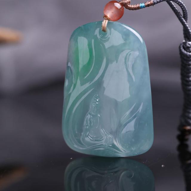 翡翠赏析，这种定义虽一字之差，价钱却天差地别   第2张