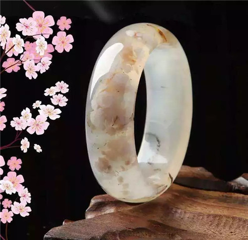 翡翠手镯淡紫淡绿高身价，高潜力，高颜值玛瑙排行榜  第2张