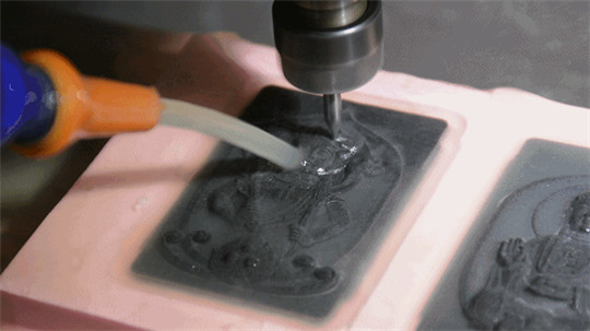 机雕和手雕哪个会主导市场？  第4张