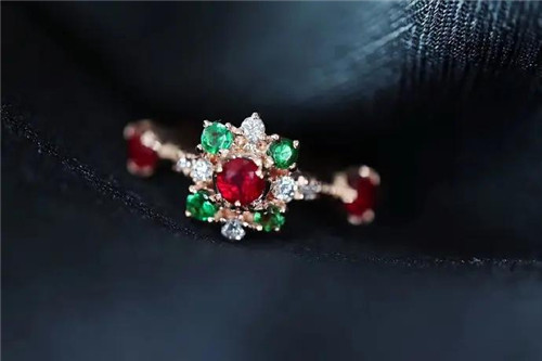 红宝石因何在国际中的地位这么高？  第1张