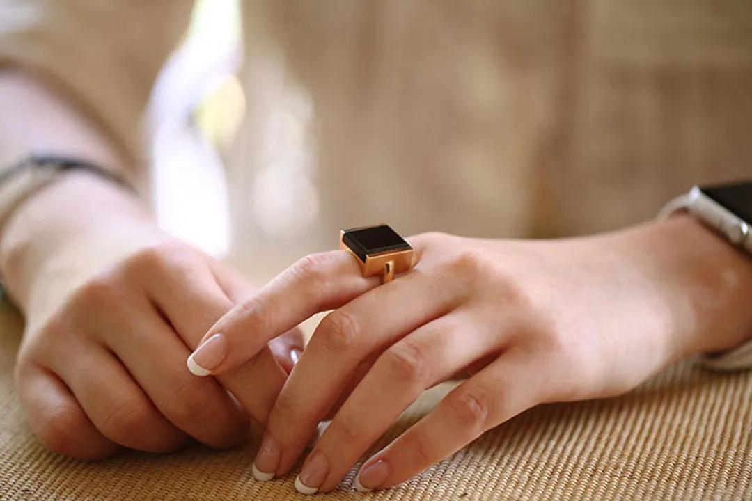 墨翠：来源于翡翠的荒诞派   第1张