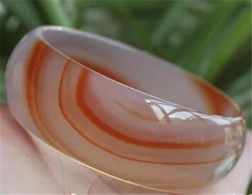 什么翡翠贵新手买宝石的七大“误区”，你中了几个？  第4张