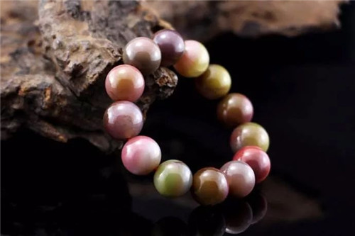 翡翠手镯淡紫淡绿高身价，高潜力，高颜值玛瑙排行榜  第6张