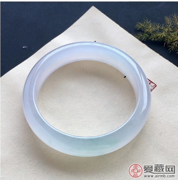 冰种白翡翠手镯如何挑选 