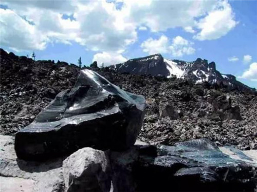 翡翠坠价格哪些玉石假货比较少，可以放心买？  第9张