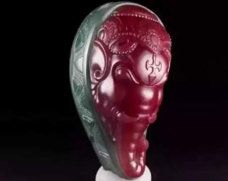 翡翠手镯戴了变黄极品紫绿玛瑙相片 极品紫绿玛瑙是怎样的   第3张